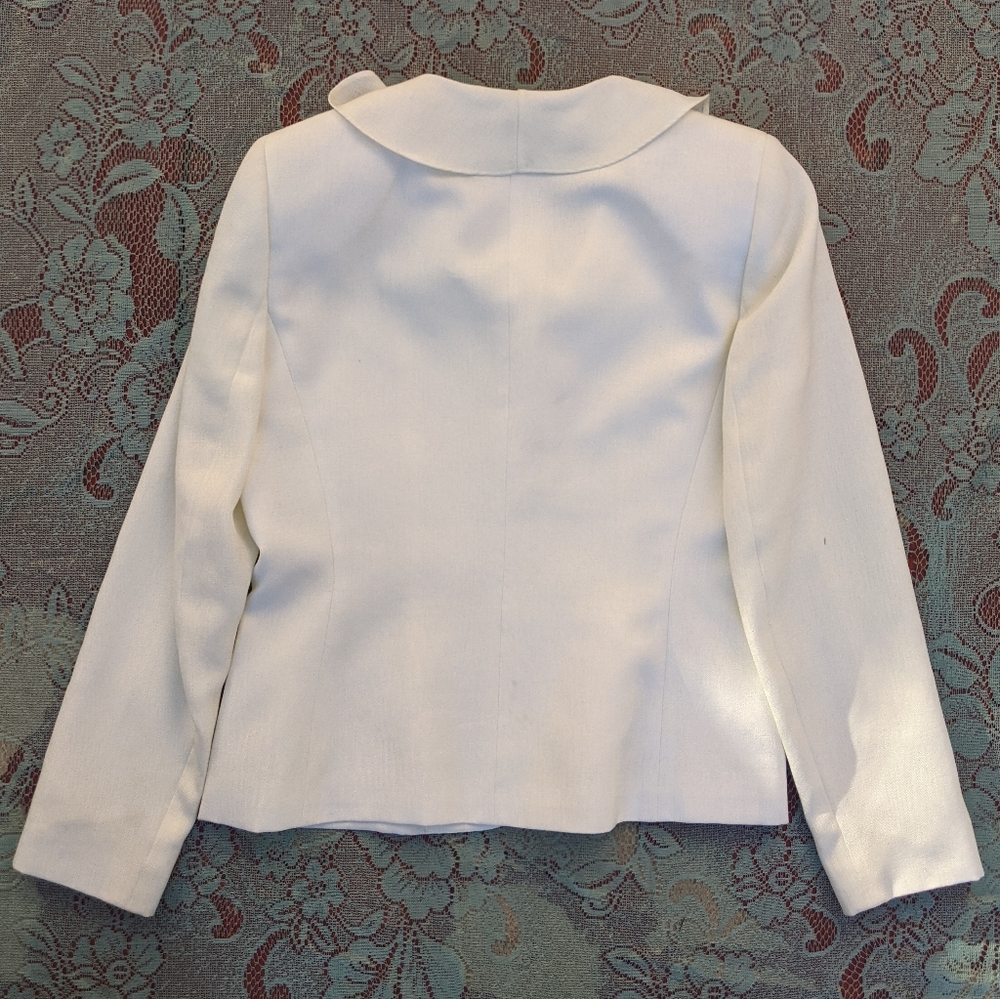 Preppy Ruffle Collar Blazer - Picture 5 of 7